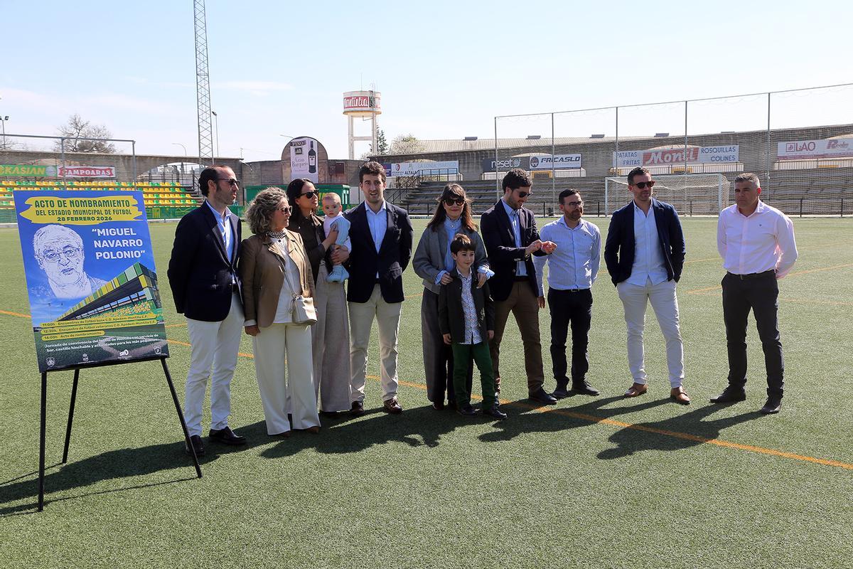 Montilla rotula el estadio municipal con el nombre de Miguel Navarro