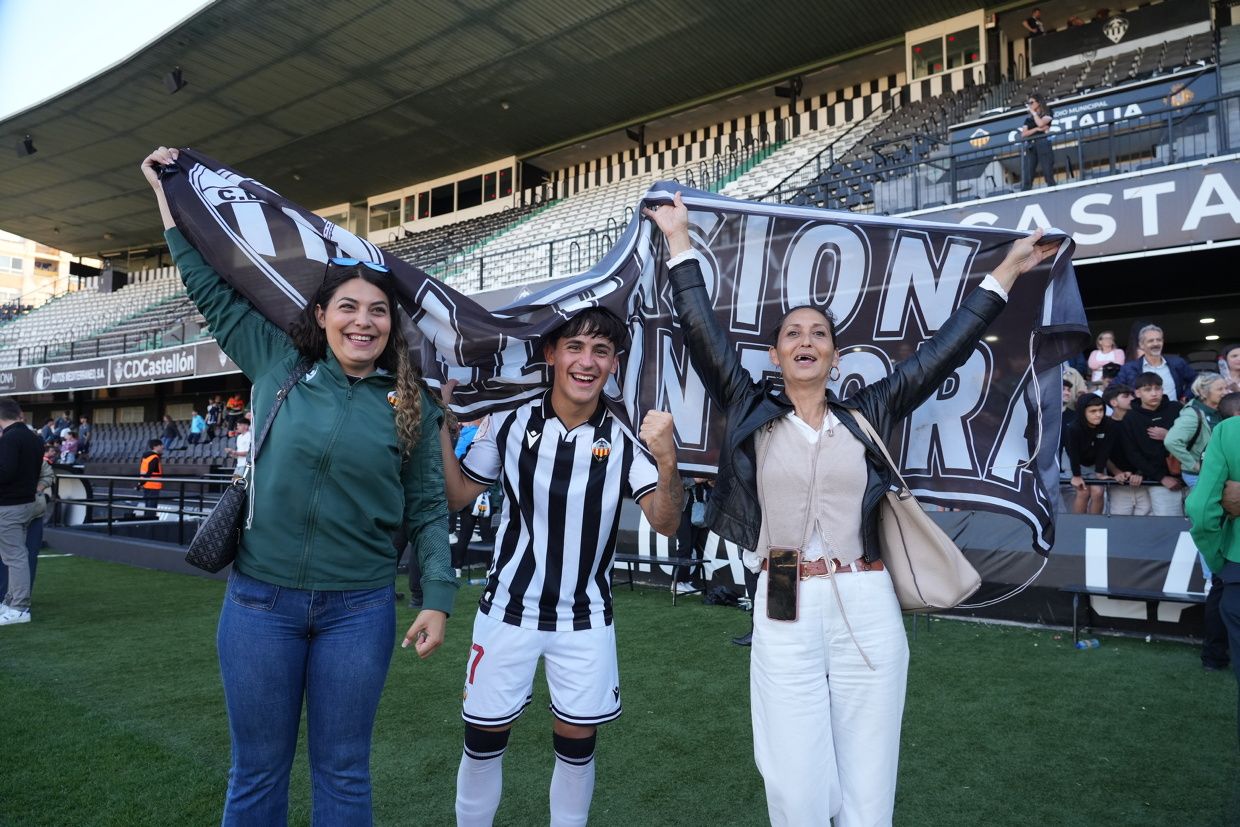 ¡Las mejores imágenes de la celebración del ascenso a Segunda Federación del Castellón B!