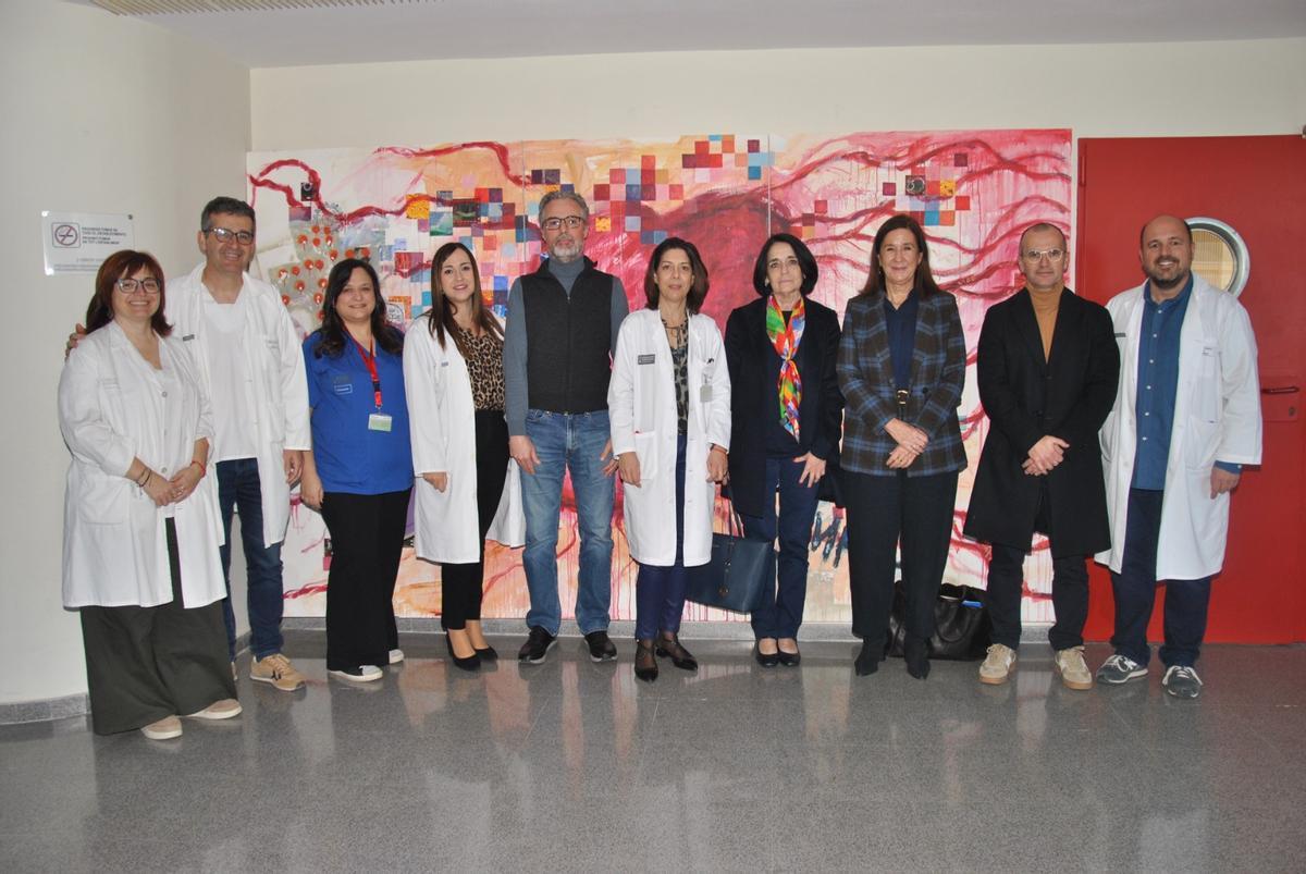 La visita sirvió para presentar oficialmente a la doctora Ana Castillejo como nueva responsable del departamento de salud de Vinaròs. También se dio la bienvenida a Ana Teijelo en su nuevo cargo como directora general de Atención Hospitalaria, tras haber dirigido en los últimos años el departamento de salud 01.