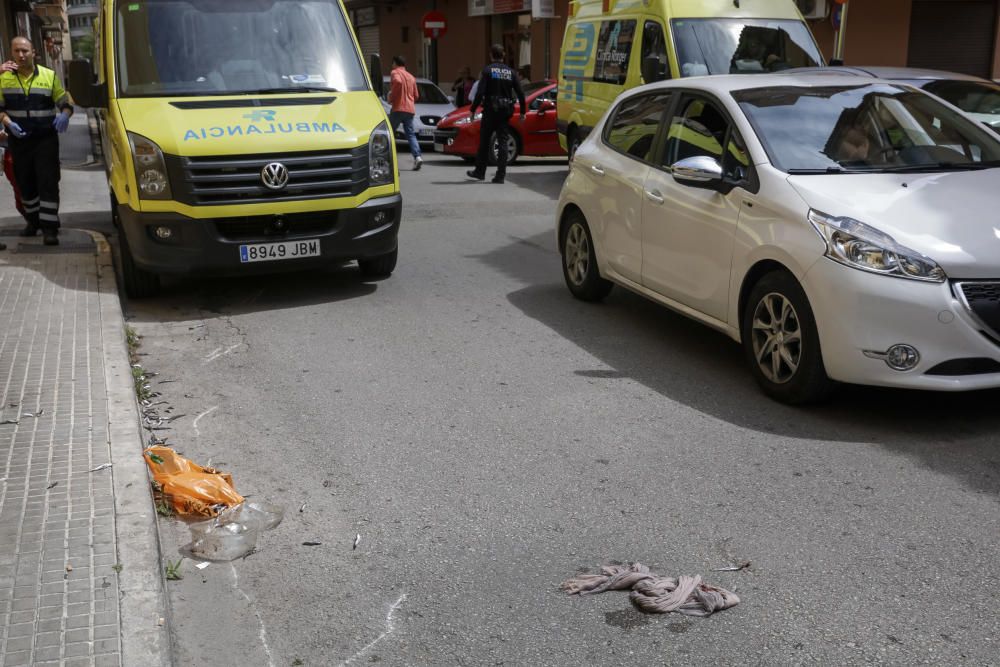 Una anciana en estado crítico tras ser atropellada por una moto