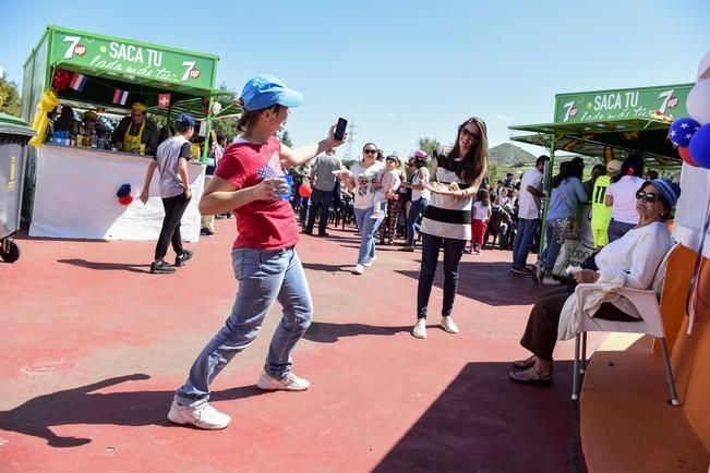 Fiesta "Food Fair" del Colegio Americano