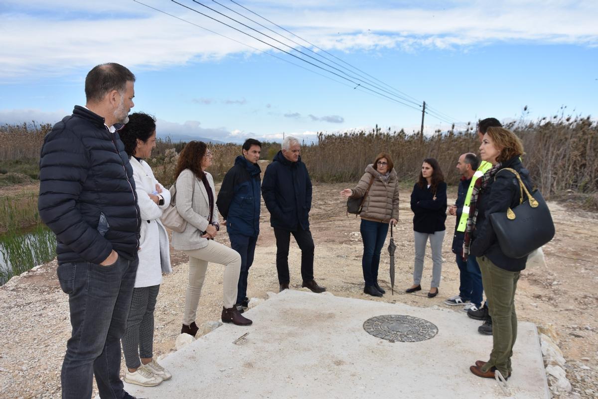 La visita a las obras como paso previo a la firma de la recepción por parte del Ayuntamiento de Pinoso.