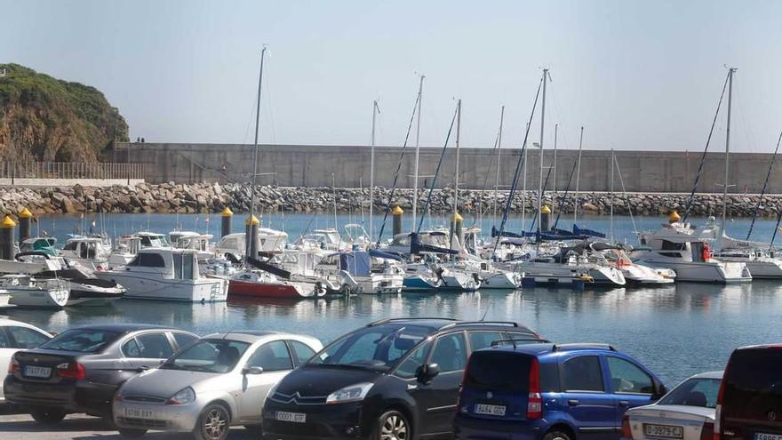 El puerto del Gayo, en Luanco.