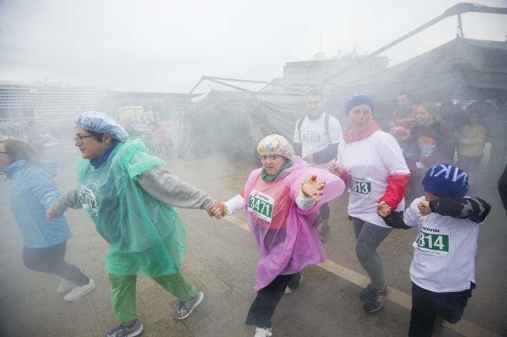 Más de 9.000 personas participan en la sexta Carrera ENKI en A Coruña.