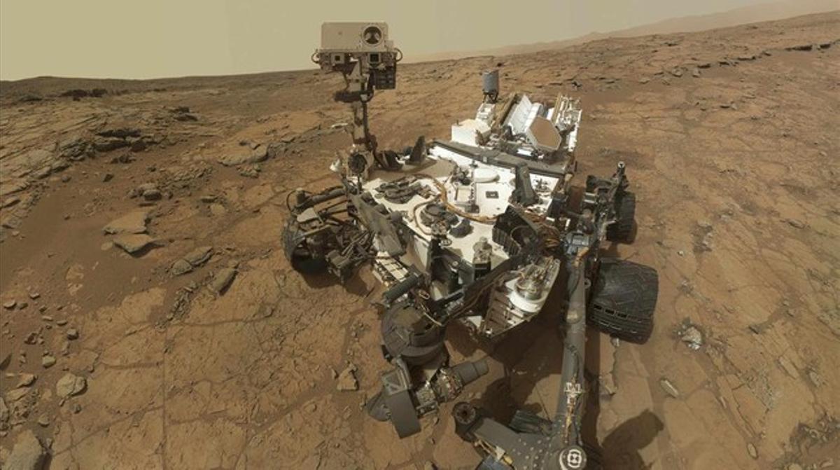 Autoretrat del robot ’Curiosity’ a la superfície de Mart.