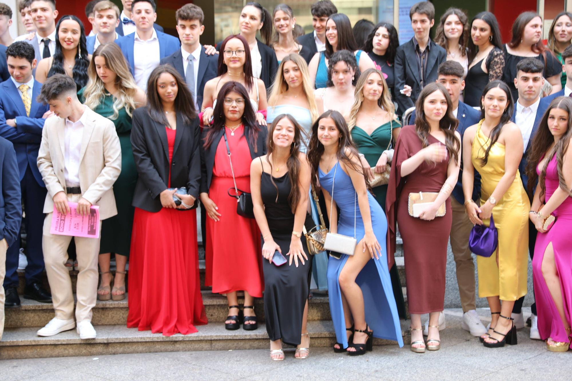 Tarde de graduaciones en los centros educativos de Gijón