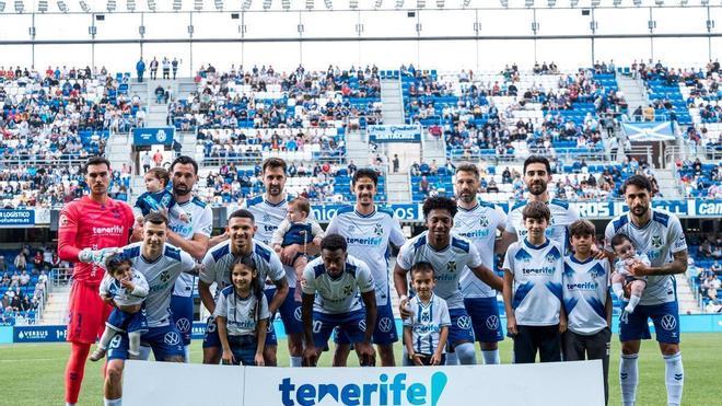 El Tenerife empata con el Cacereño en el Heliodoro y da otro paso corto hacia el ascenso