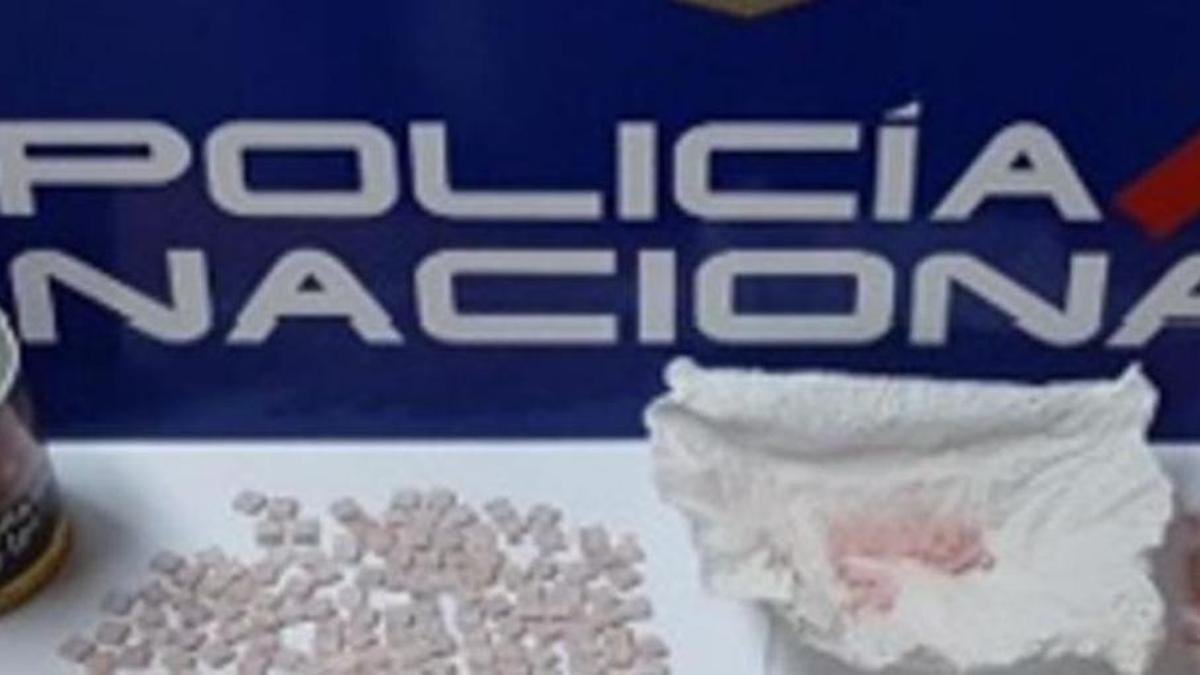 Las pastillas de éxtasis incuatadas al principal acusado por la Policía Nacional en el barrio de San Lázaro de Zamora. | Cedida