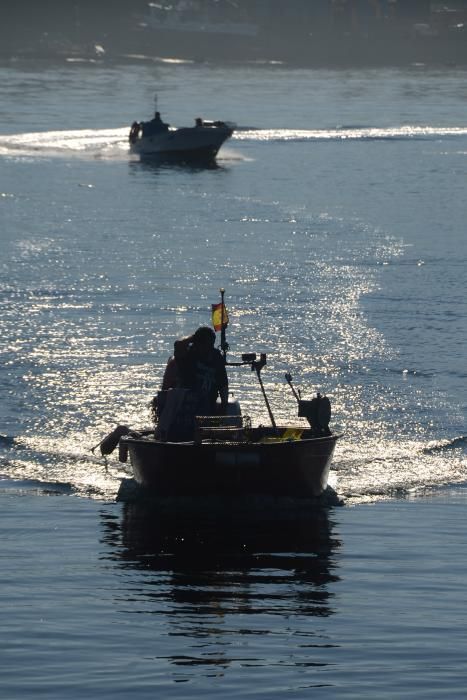 Rodeira salva el primer día del marisqueo a flote