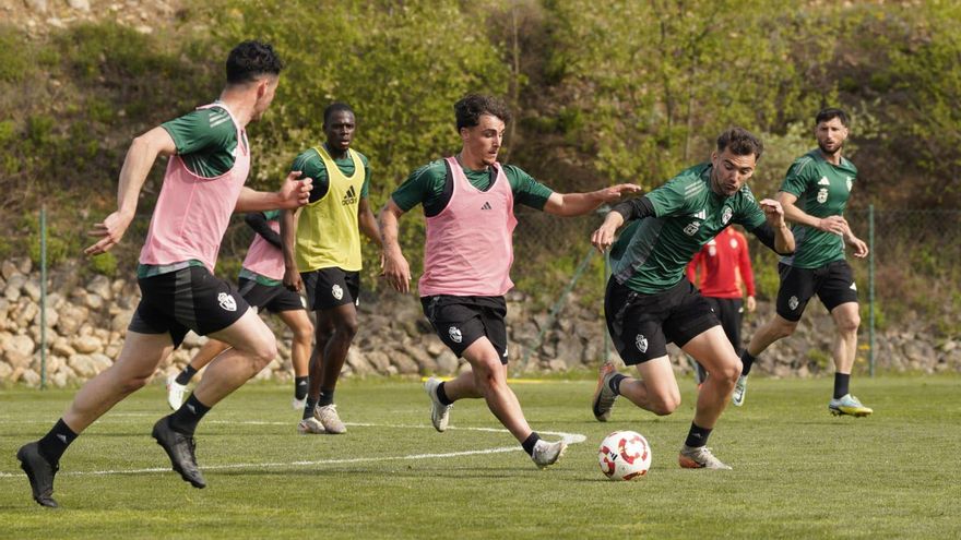 La Ponferradina, el próximo rival del Zamora CF: solo ha perdido uno de los derbis