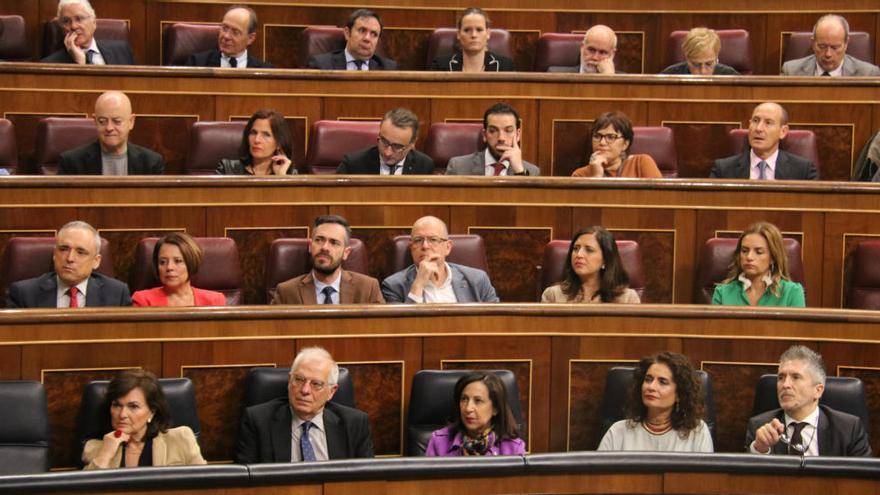 El PSOE guanyaria però la suma de PP, Cs i Vox estaria a prop de la majoria absoluta