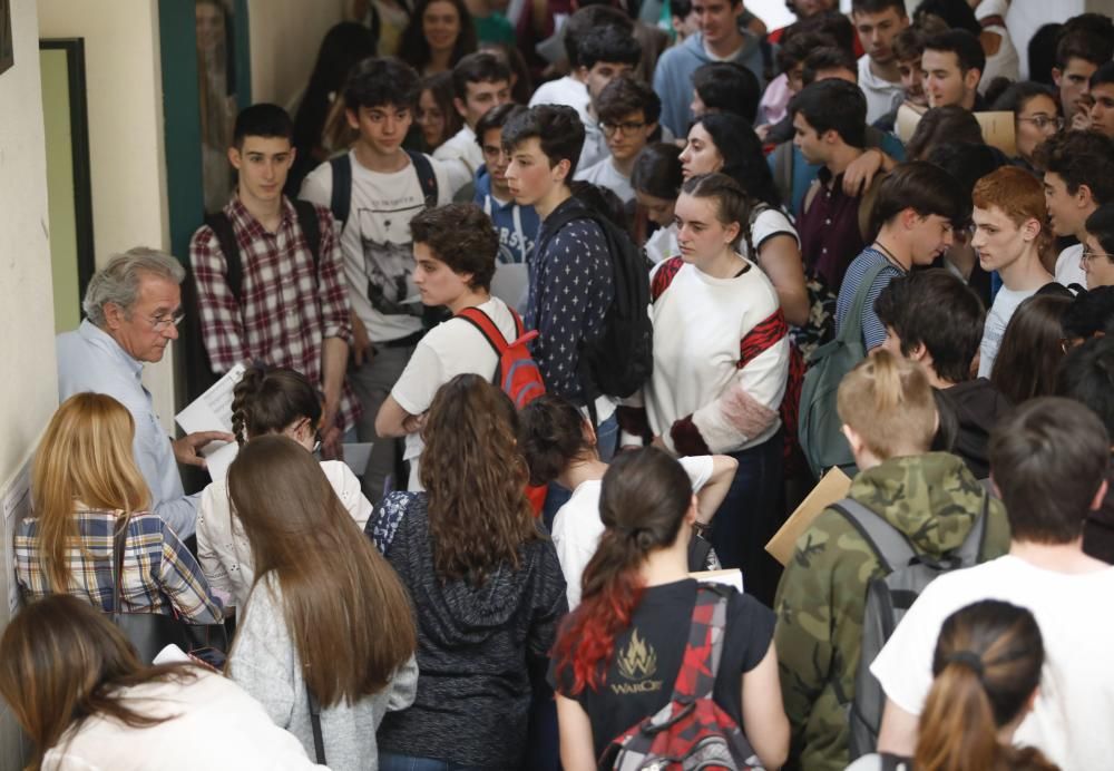 Ebau 2019 en Asturias: primer día de exámenes de selectividad en Oviedo