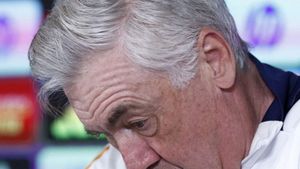 El Madrid rep el València amb dubtes a la porteria