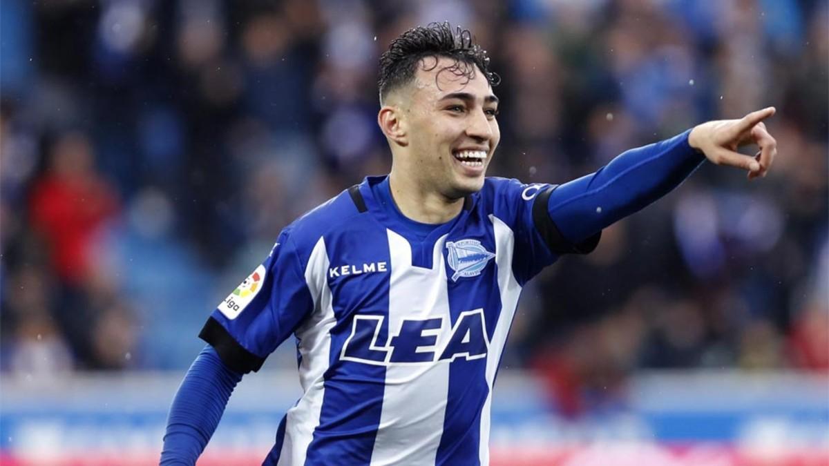 El jugador del Alavés Munir El Haddadi intenta jugar el Mundial de Rusia 2018 con Marruecos