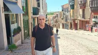 El periodista y escritor Paulino Guerra presenta en Fermoselle "Historias tristes de Colomba"