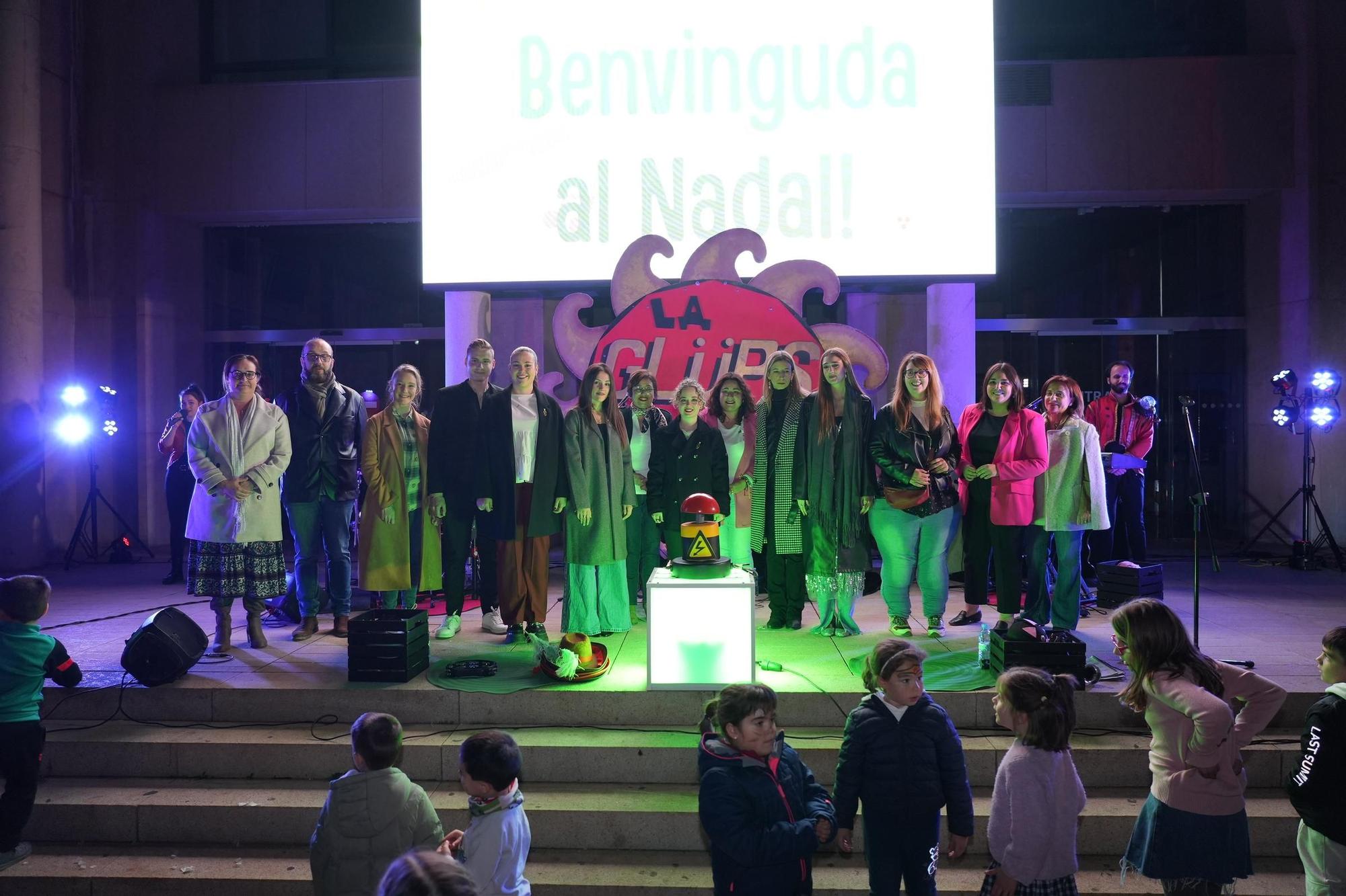 Las imágenes de la fiesta de la 'encesa' de las luces navideñas en Vila-real