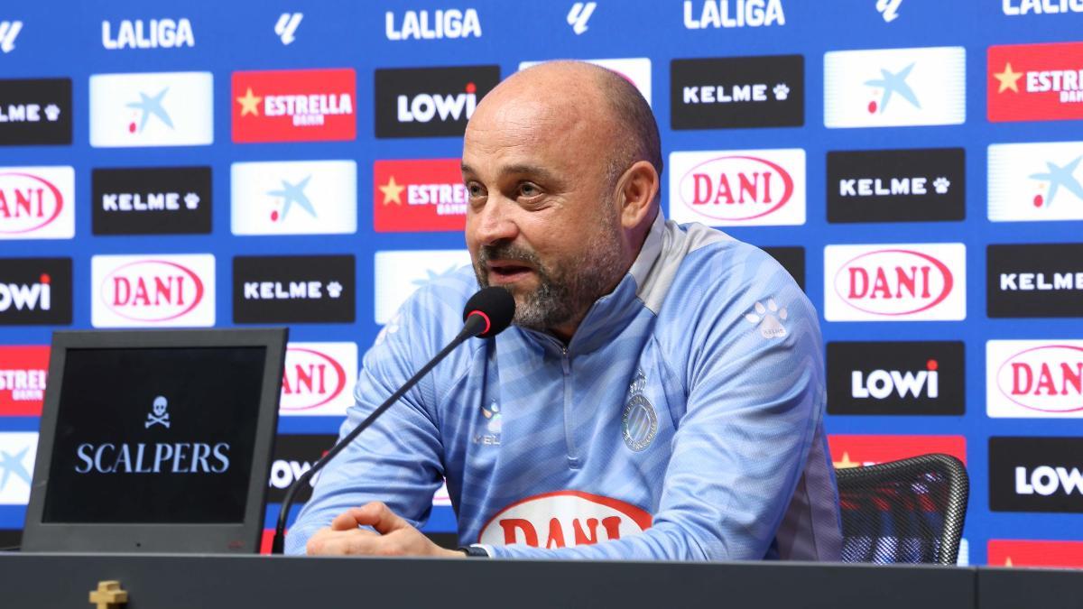 Manolo González, en rueda de prensa antes de la visita al Athletic