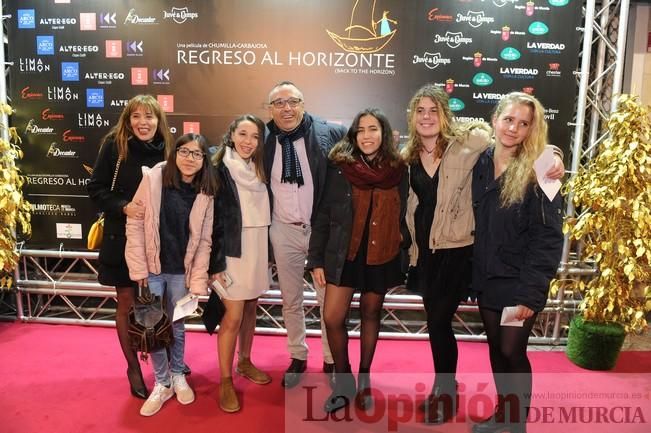 Estreno de 'Regreso al horizonte' en el cine Rex