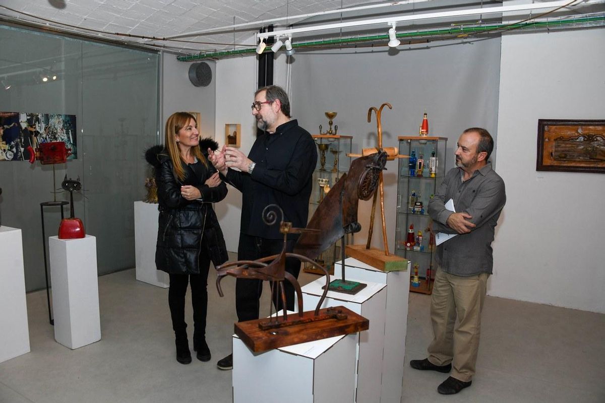 L’escola de disseny de Rubí estrena una exposició sobre la trajectòria de Pep Borràs L’escola de disseny de Rubí estrena una exposició sobre la trajectòria de Pep Borràs