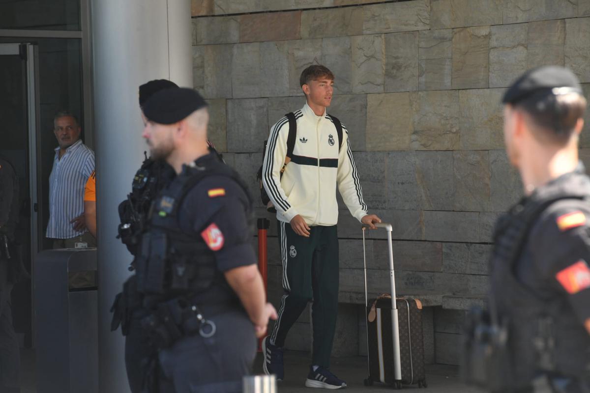 El Real Madrid llega a A Coruña para jugar esta noche el Teresa Herrera ante el Deportivo