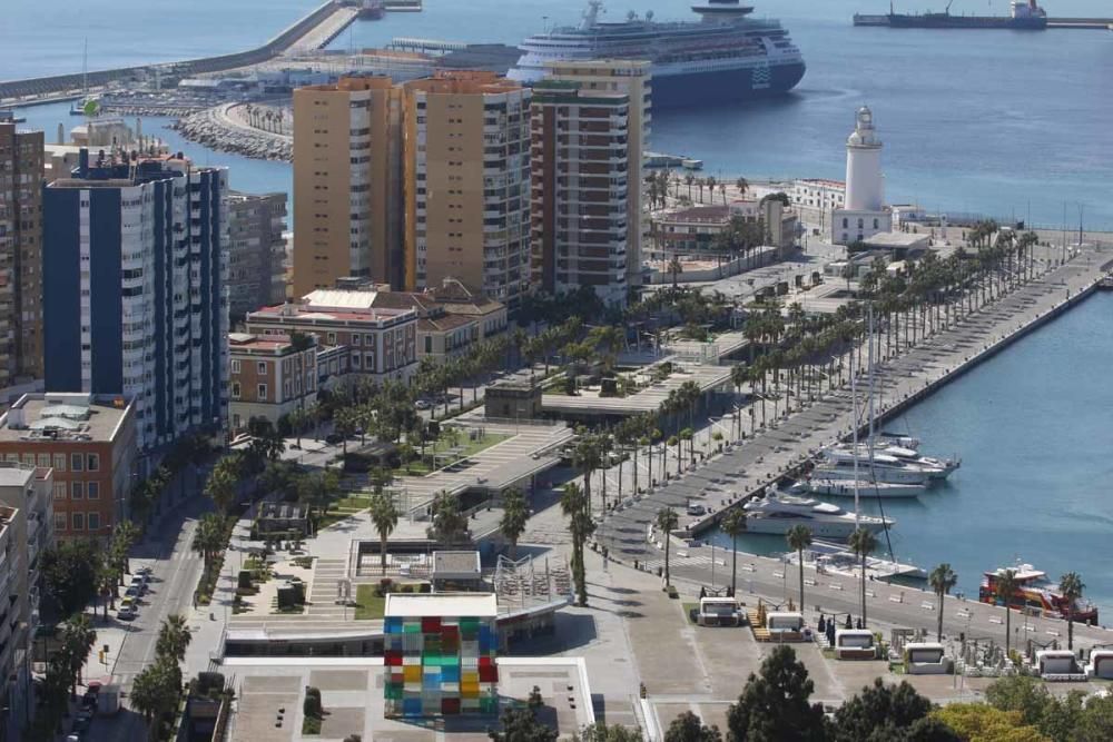 La Málaga desierta desde las alturas