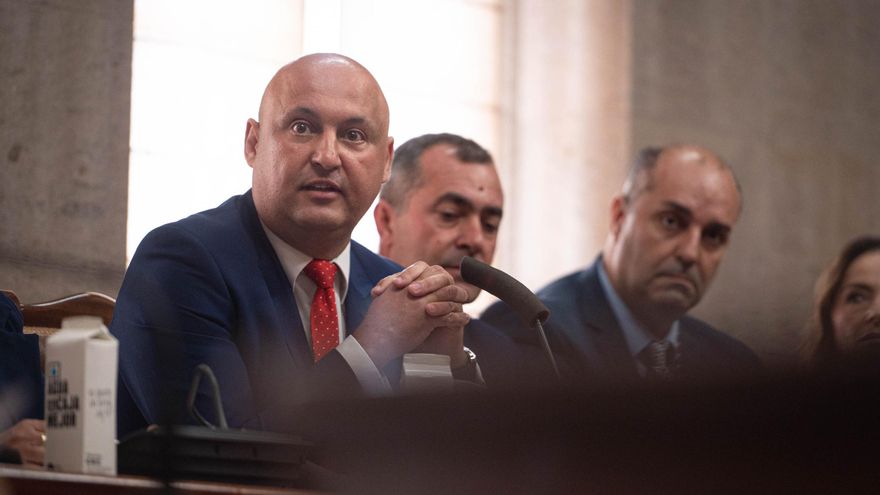 New Councilors Marcos and Yanira González Dimit Take Office in Granadilla