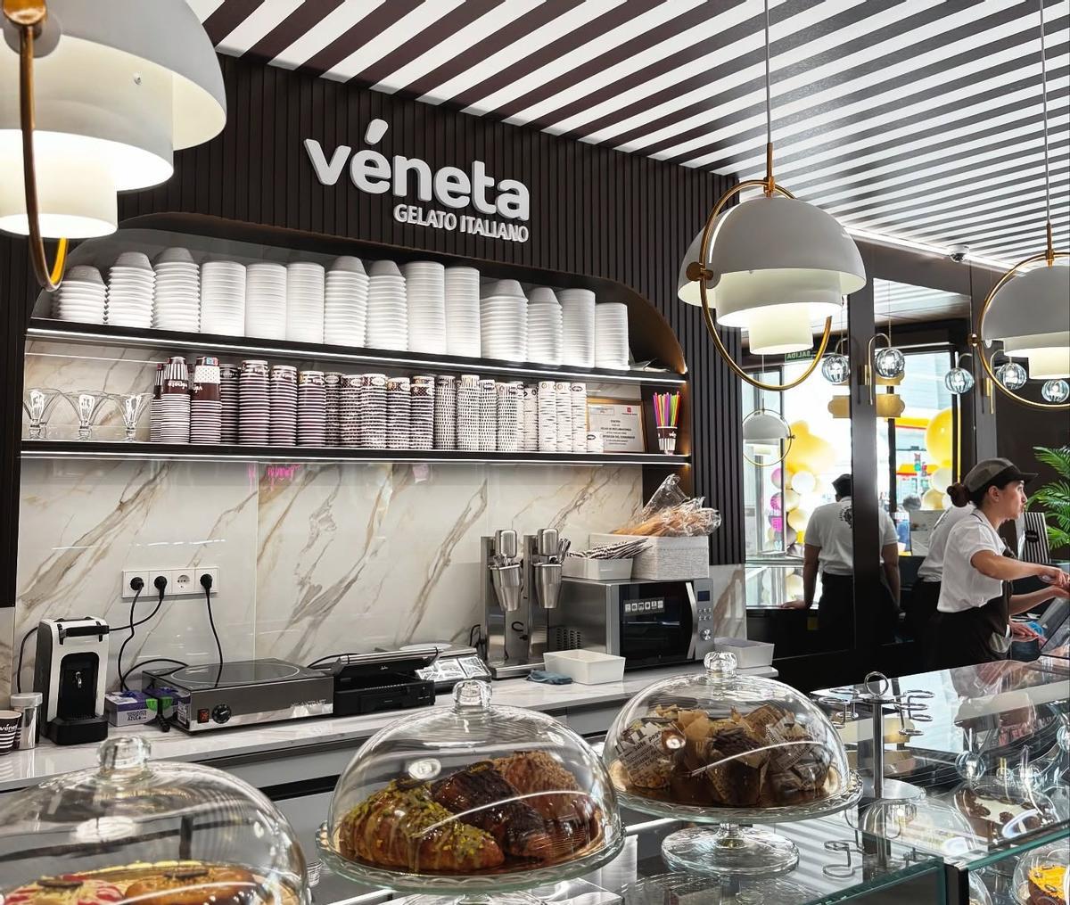 Interiores de la mejor heladería de España en su sede en Goya (Madrid)