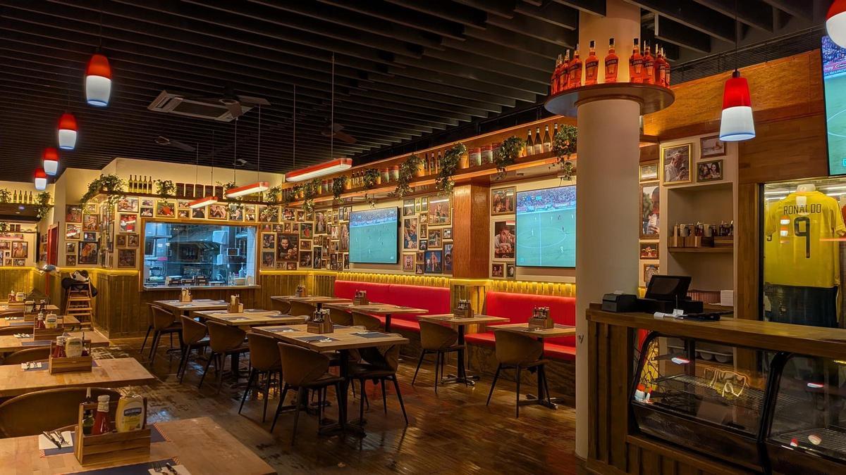 Uno de los locales de Berto's Milanesa por dentro