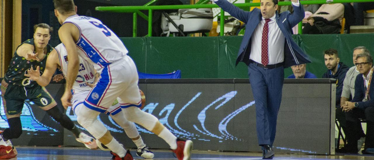 Gonzalo García, durante el último partido contra el Alicante. // C. Peteiro