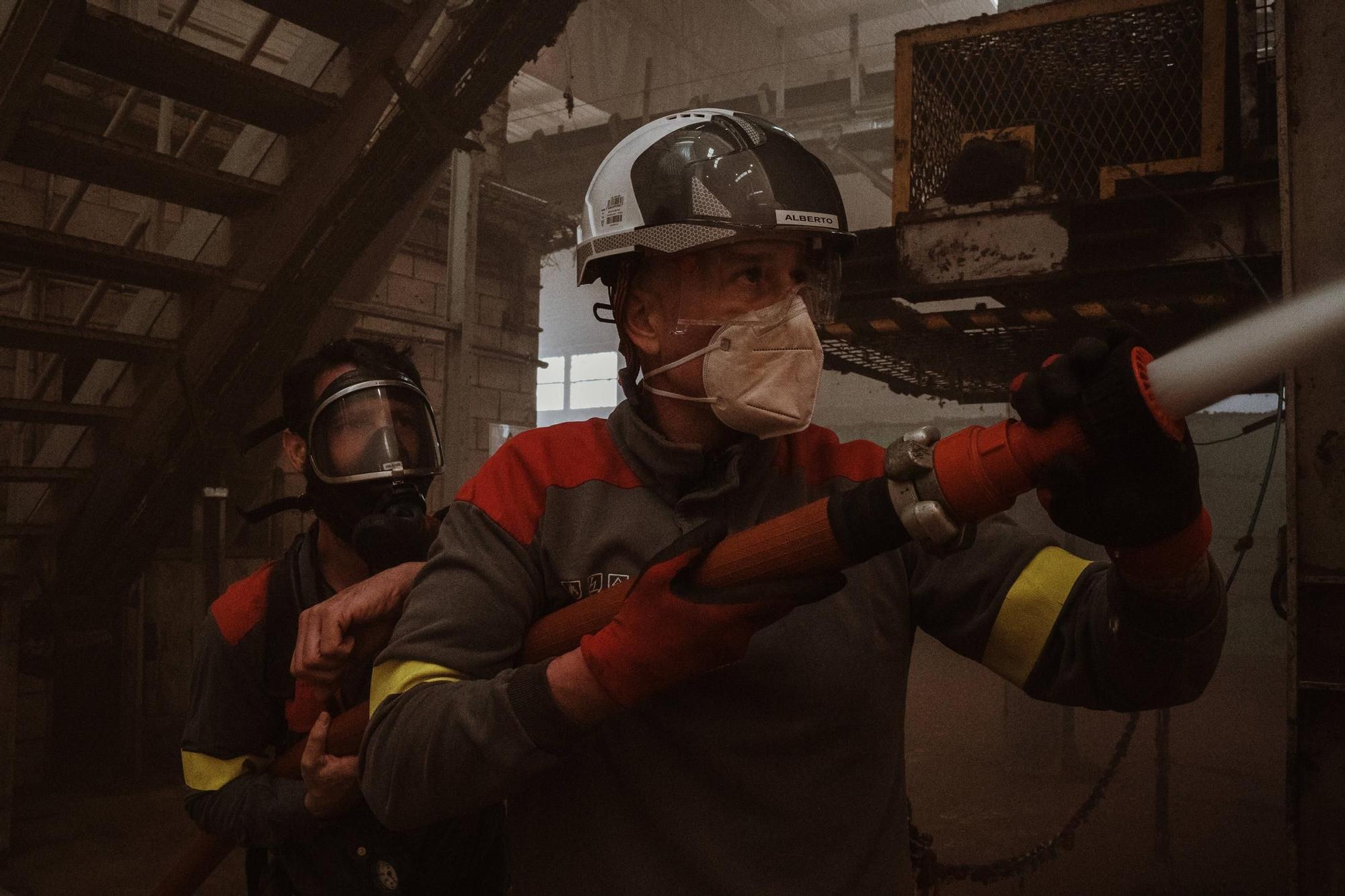 FOTOS | Simulacro de incendio en Son Reus