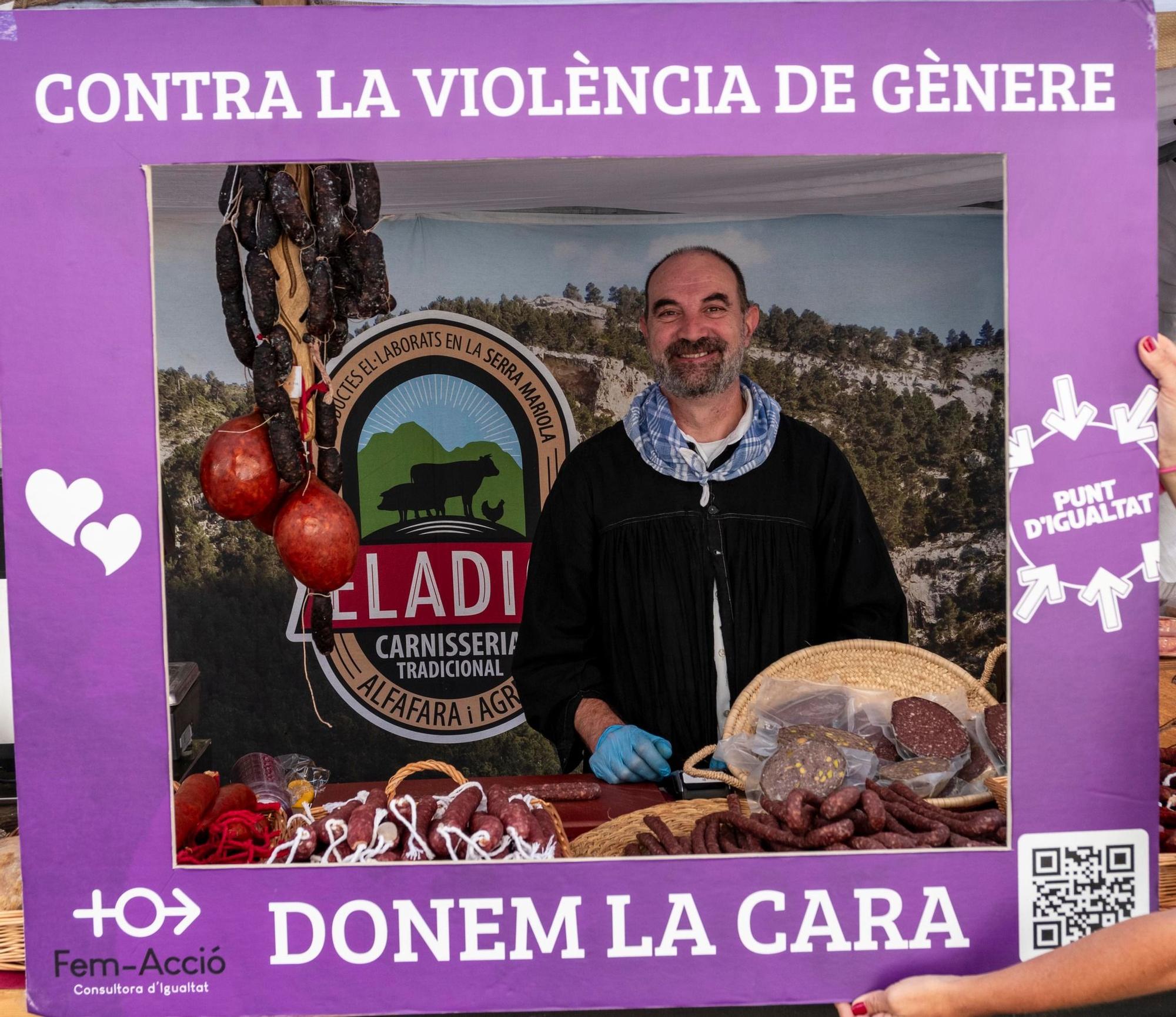El 'Porrat de la Tardor' ompli els carrers del Real de Gandia