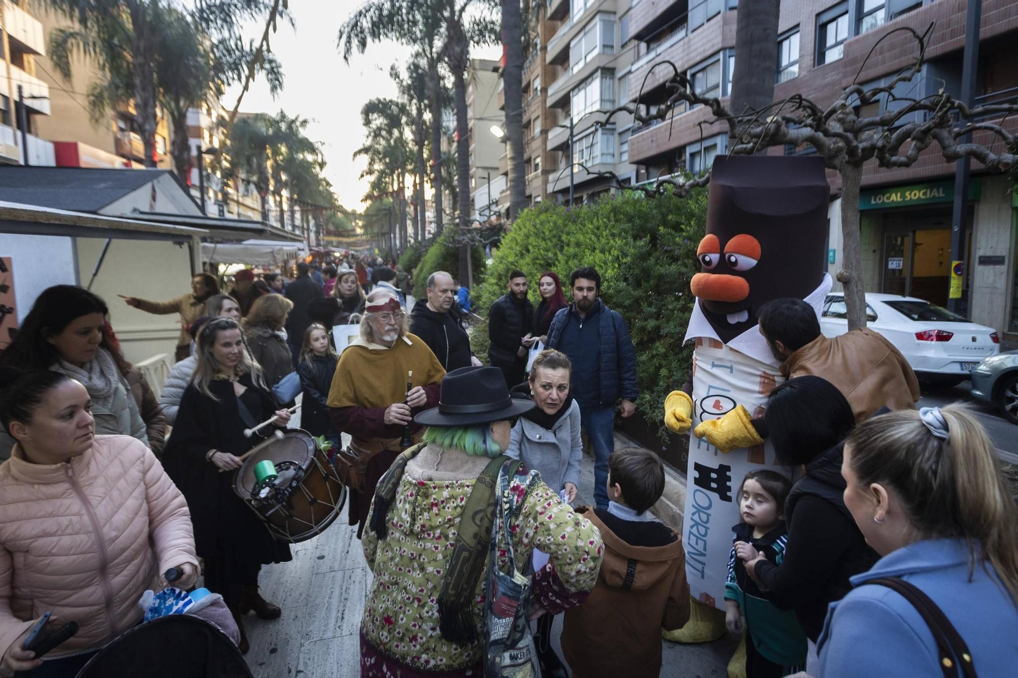 La Feria del Chocolate de Torrent atrae a cientos de amantes del dulce