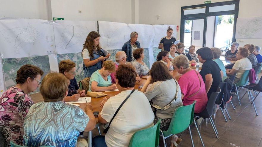 Inicio del programa, ayer por la tarde, en el centro social de Goiás.