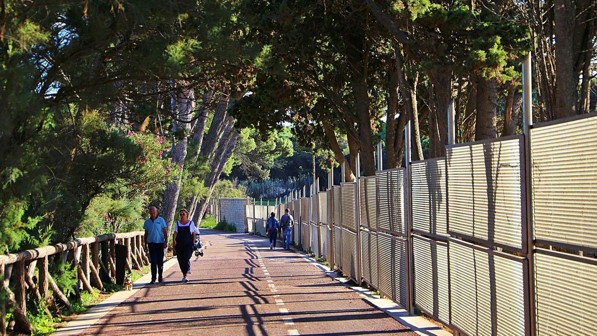 El passeig d’Empúries, les dunes marítimes i el jaciment arqueològic