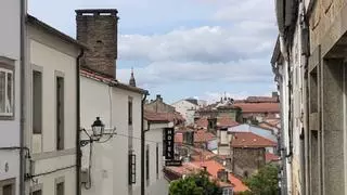 Las chimeneas del casco histórico compostelano: símbolos de opulencia y legado arquitectónico
