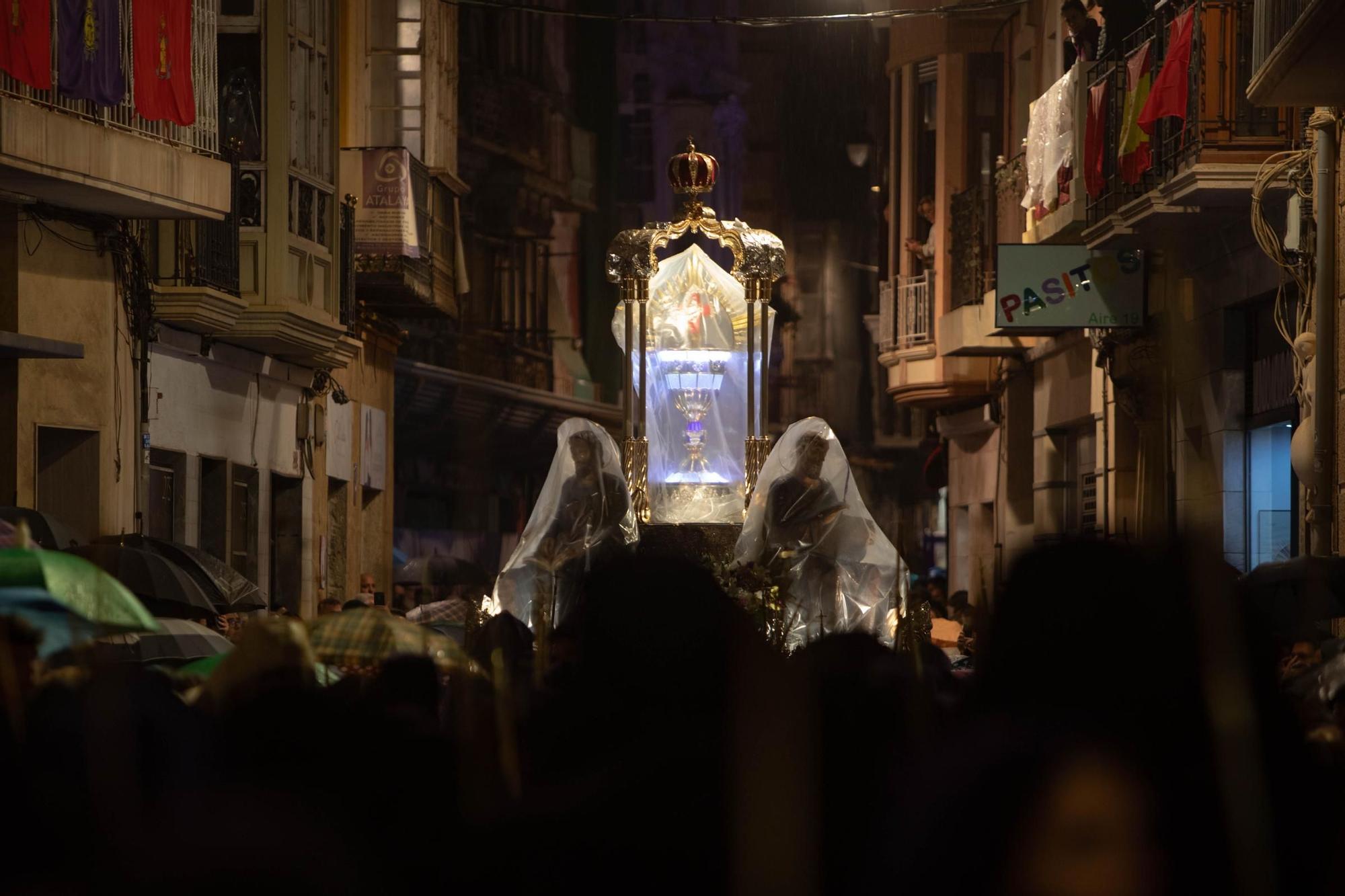 Las imágenes de la procesión de la Virgen de la Piedad el Lunes Santo en Cartagena