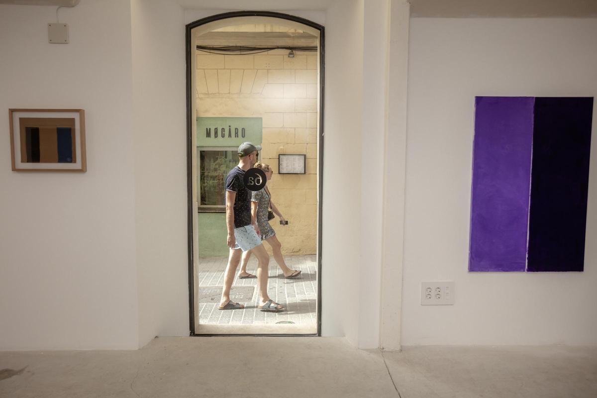 Werke von Mateu Bauzà in der Ausstellung bei 6a.