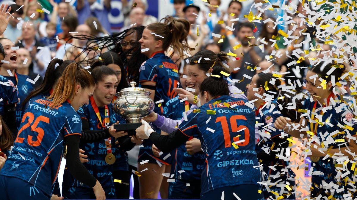 El cuadro donostiarra revalidó el título en la Copa de la Reina