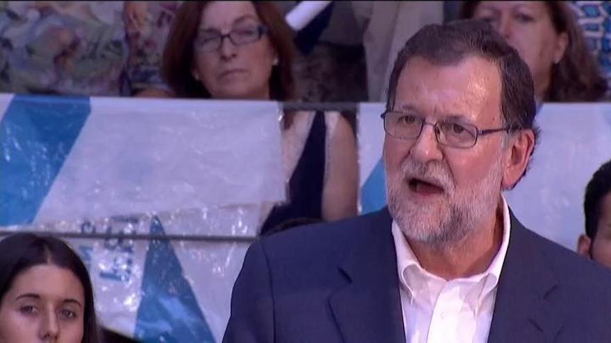 Rajoy califica de &quot;extremismo&quot; un hipotético acuerdo entre PSOE, BNG y En Marea-Podemos