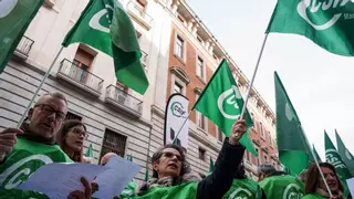 Los funcionarios arrancan movilizaciones contra la congelación de sus salarios