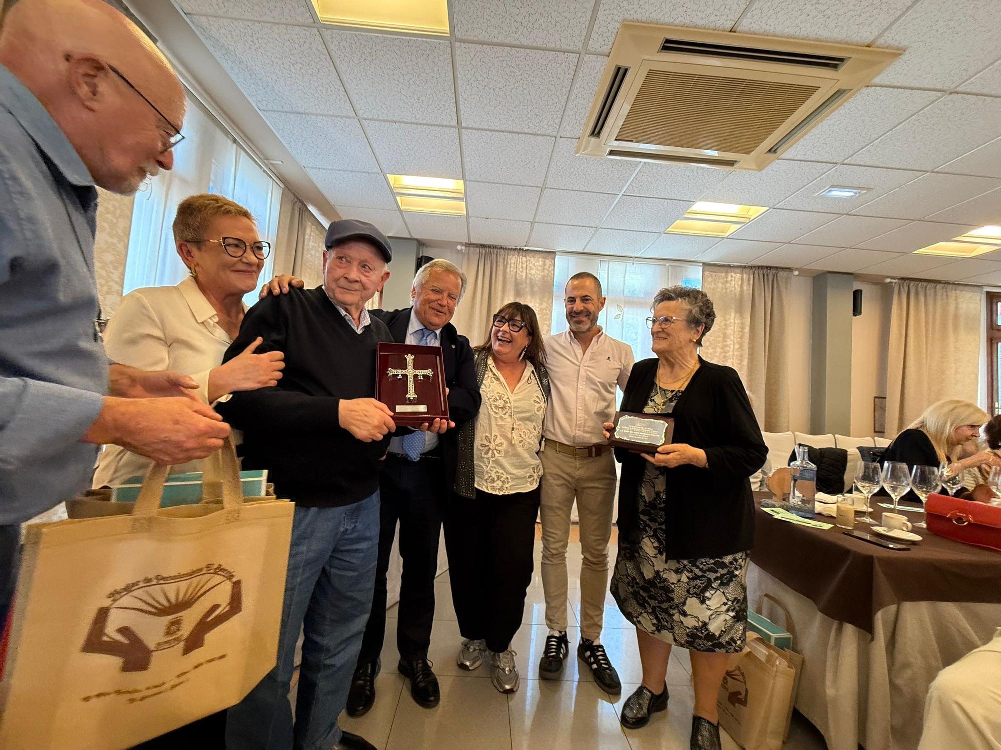 El Hogar del Pensionista de El Berrón celebra su comida anual