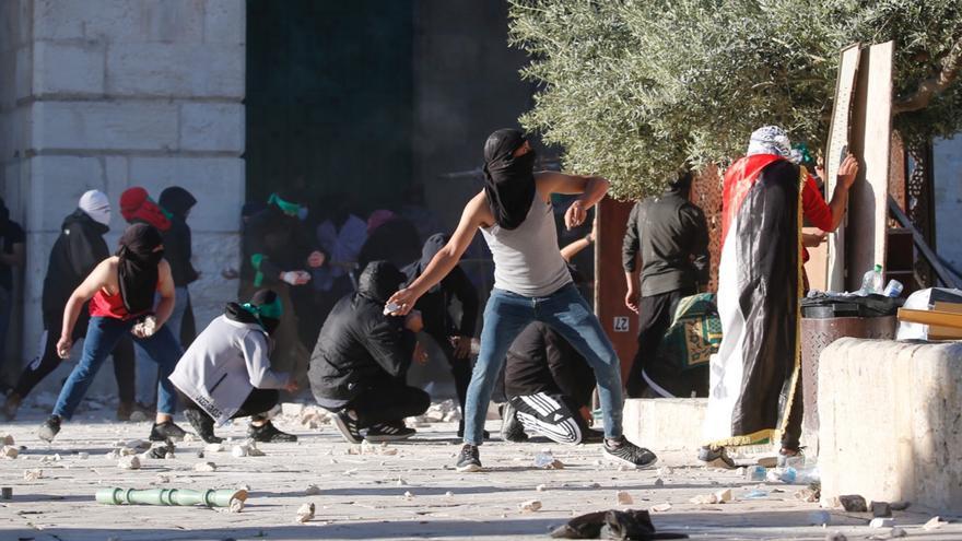 Más de 150 palestinos heridos en enfrentamientos con la policía israelí en Jerusalén