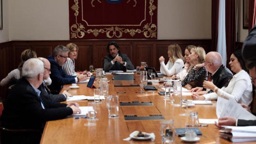 La reunión de la mesa del Parlamento de ayer.