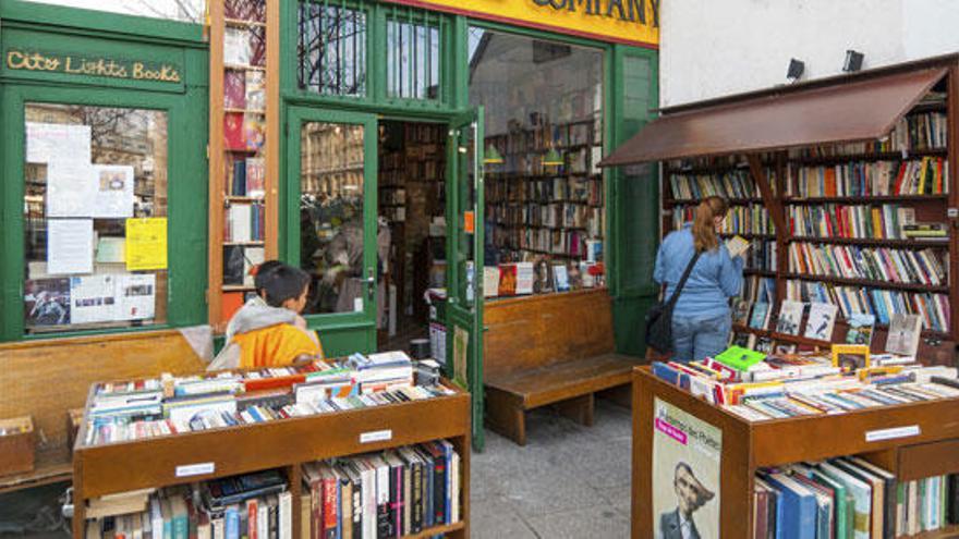 Twitter rinde homenaje al Día de las Librerías