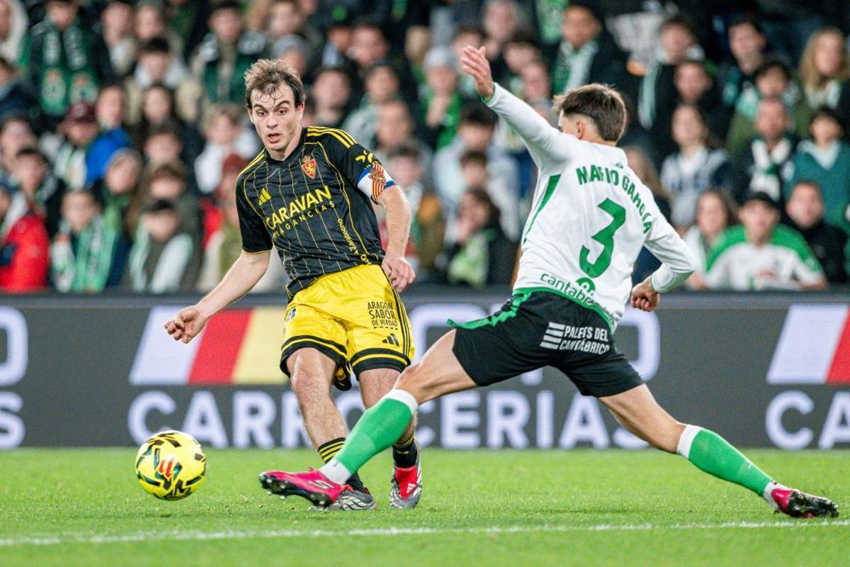 Francho Serrano, en el partido ante el Racing en El Sardinero.