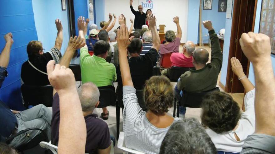 La votación por unanimidad en la sede nacionalista. |   FDV