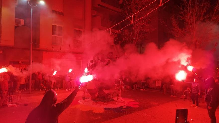 Del ritual fallero del fuego al Vía Crucis