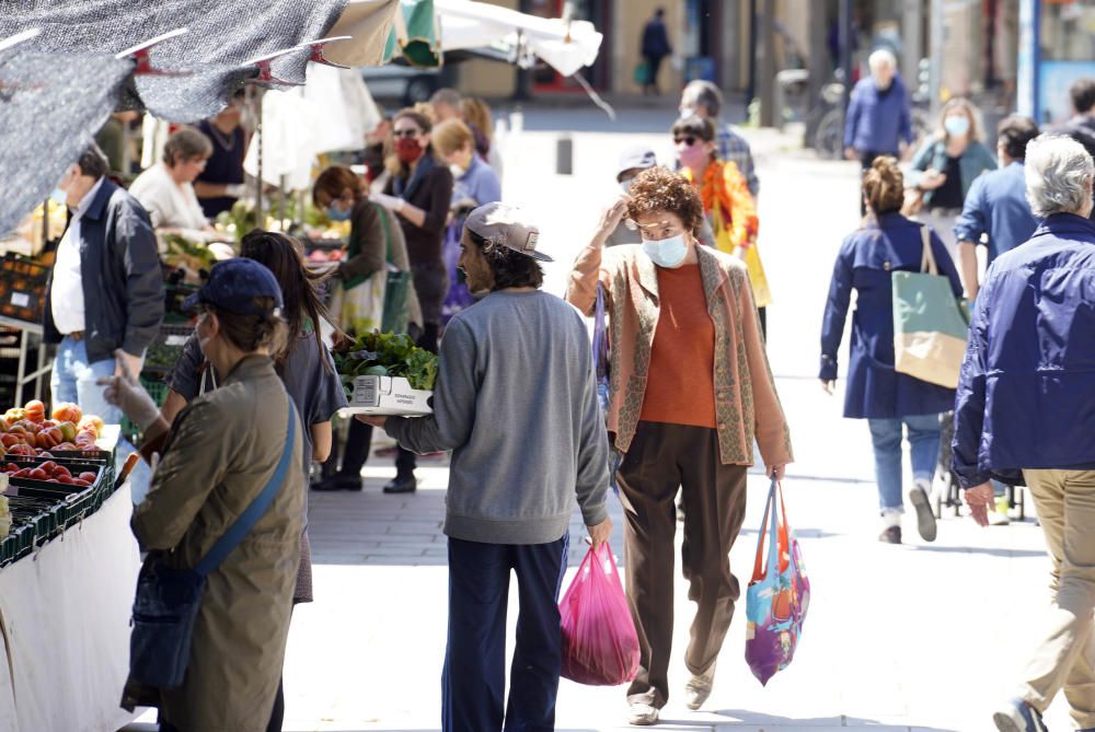 Imatges: EL mercat de Girona en un dissabte de confinament