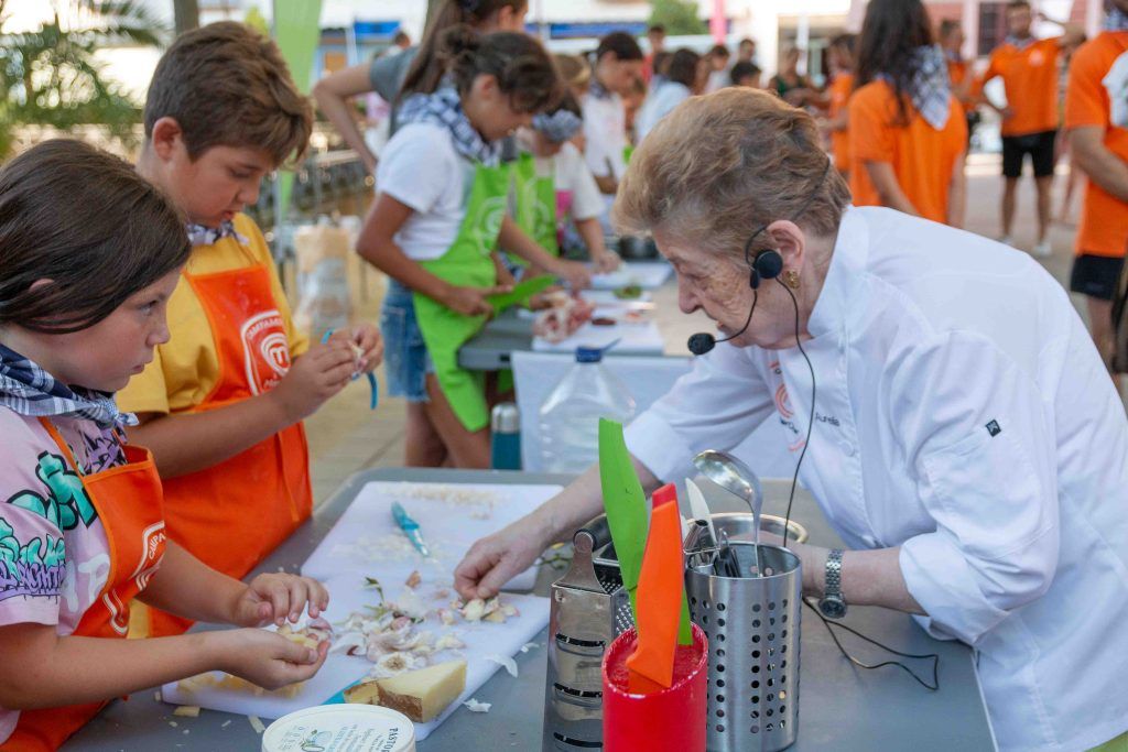 GALERÍA | Campamentos MasterChef con Aurelia, Garrote y alimentos de Zamora