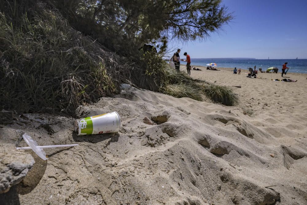 La Fiesta del Trabajo abarrota las playas de Palma